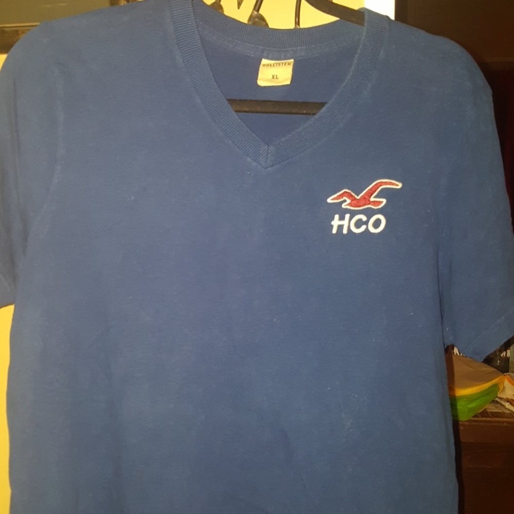 Hollister shirt